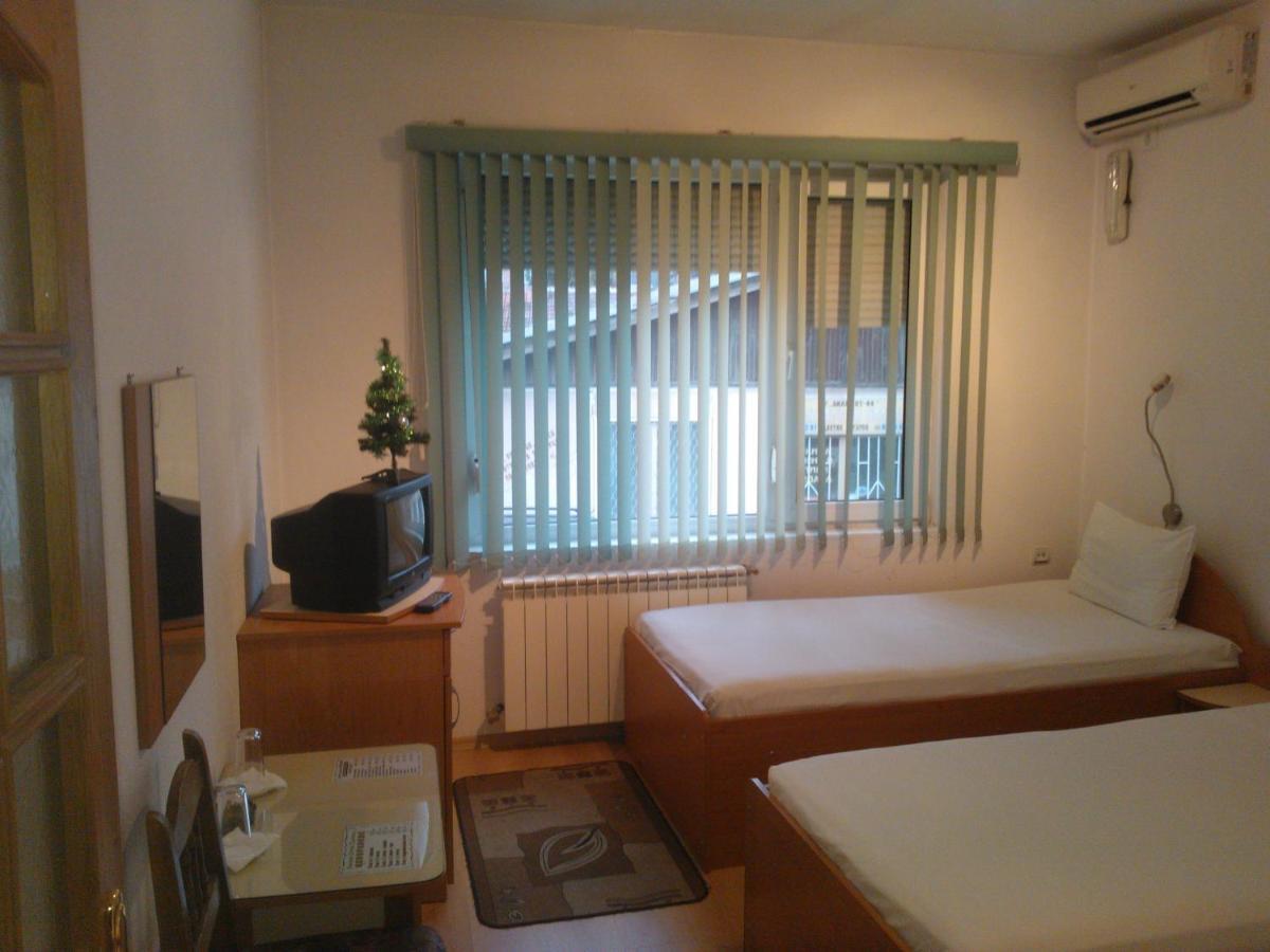Hotel Tsarevets Asenovgrad Ruang foto